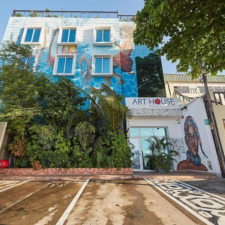 Art House Hotel Луанда Екстериор снимка