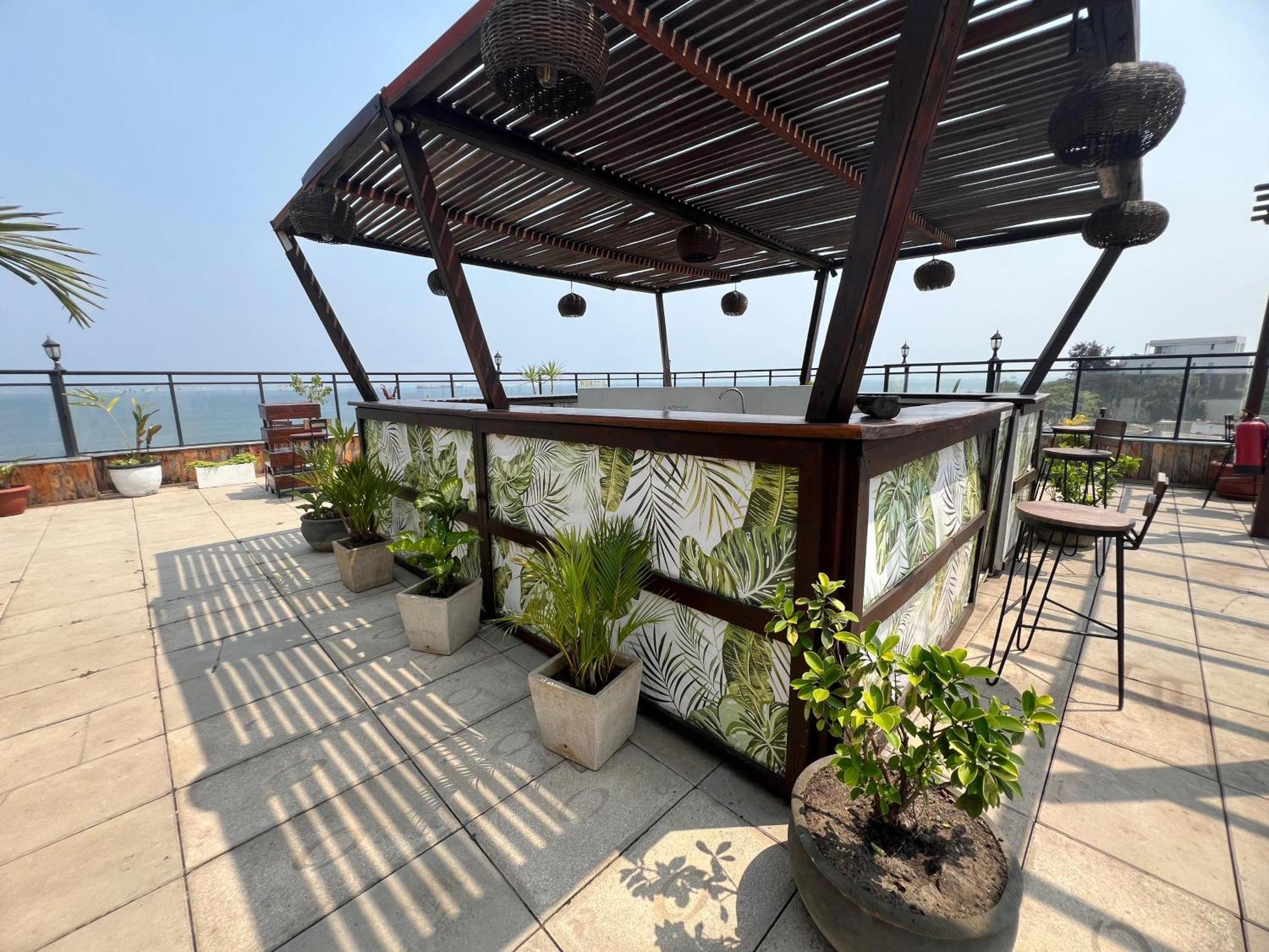 Art House Hotel Луанда Екстериор снимка