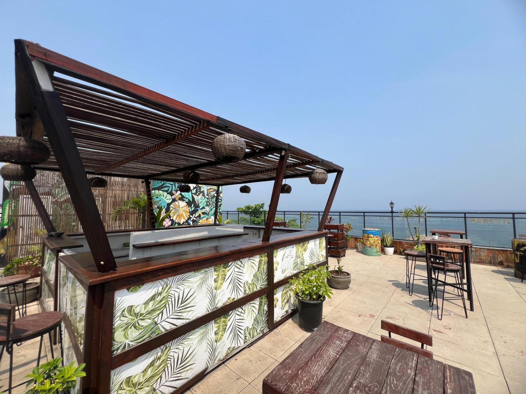 Art House Hotel Луанда Екстериор снимка
