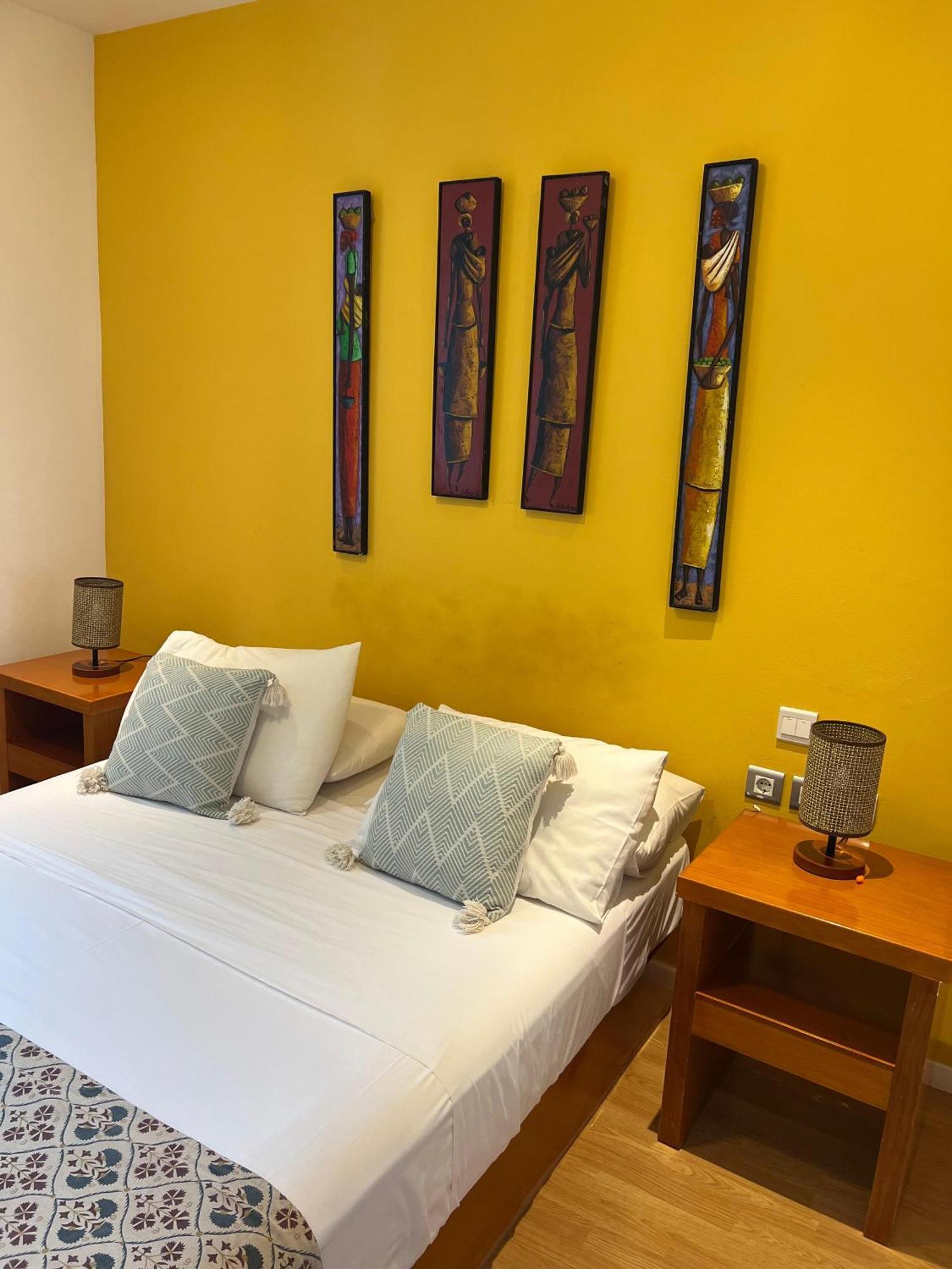 Art House Hotel Луанда Екстериор снимка
