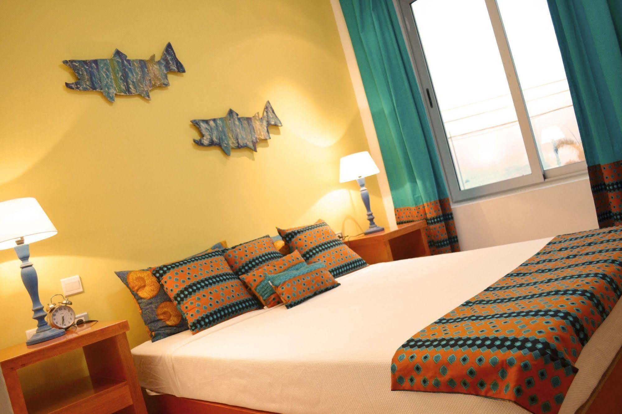 Art House Hotel Луанда Екстериор снимка