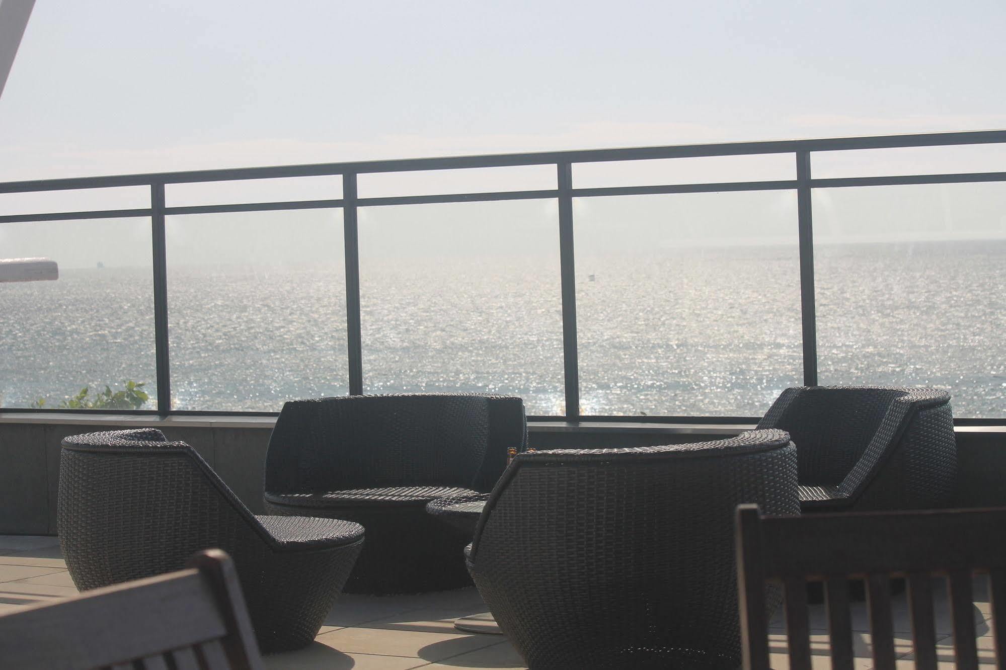 Art House Hotel Луанда Екстериор снимка